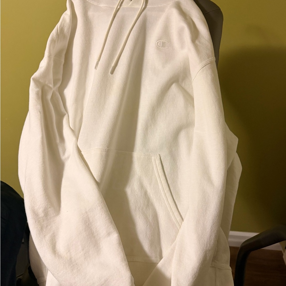 Champion Men's Cream Hoodie Sweater